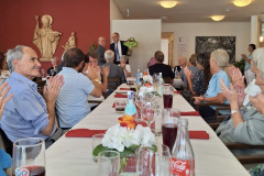 da3a4bc9-9ace-49f4-950a-8731ec1ffa07-3