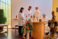 fee7b5d6-258c-4e1a-9f8f-610b44e9792e-3